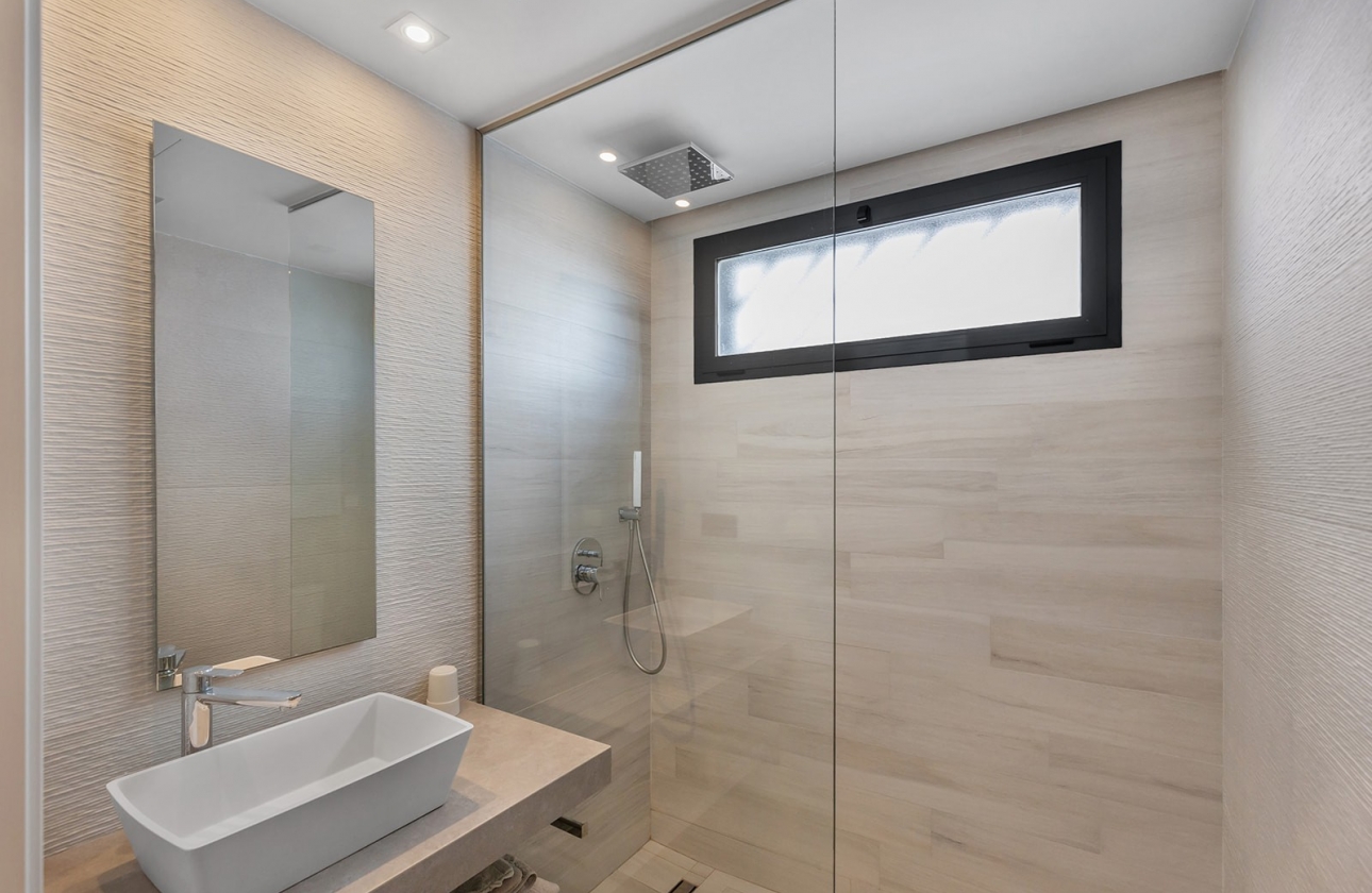 Resale - Apartment / flat - Punta Prima