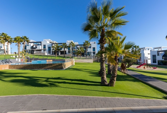 Resale - Apartment / flat - Punta Prima