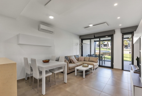 Resale - Apartment / flat - Punta Prima