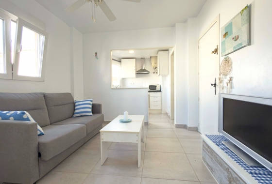 Resale - Apartment / flat - Torrevieja - Playa Los Naufragos