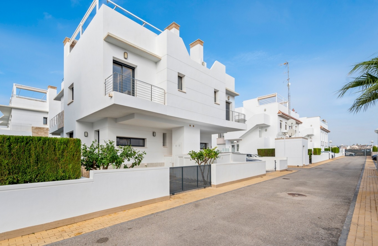 Revente - Villa - Ciudad Quesada - Lo Marabú