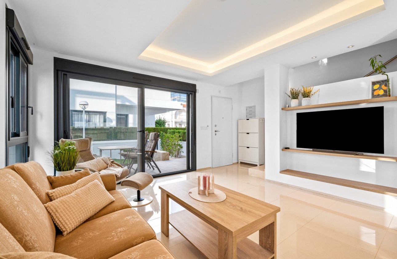 Revente - Villa - Ciudad Quesada - Lo Marabú