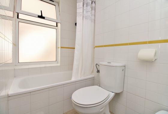 Reventa - Apartamento / piso - Playa Flamenca