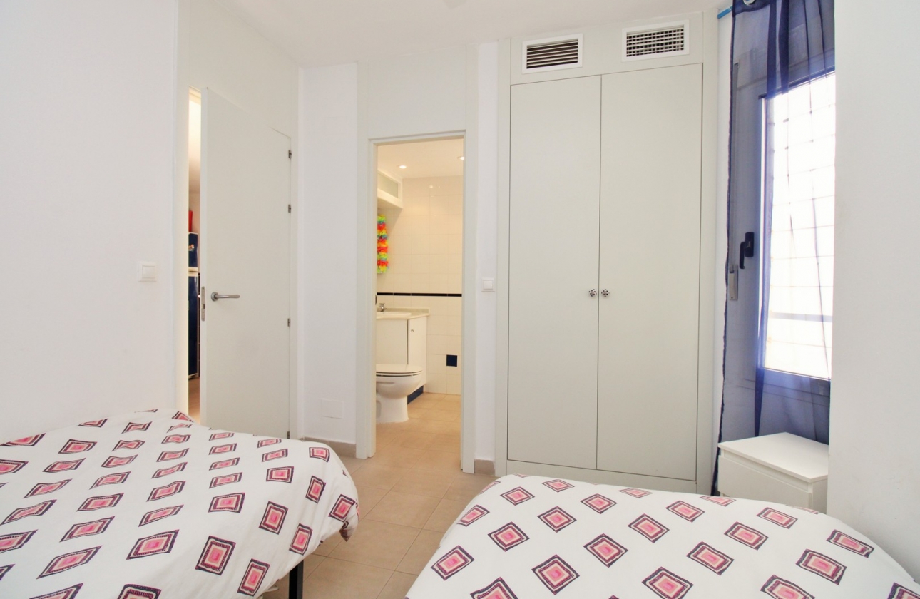 Reventa - Apartamento / piso - Playa Flamenca