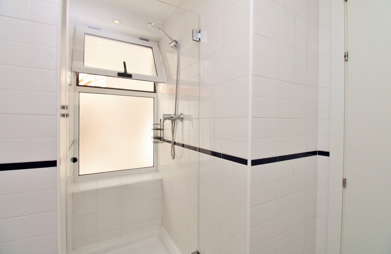 Reventa - Apartamento / piso - Playa Flamenca