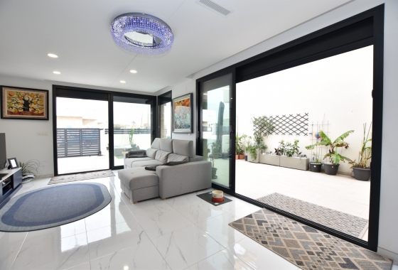 Reventa - Villa - Los Montesinos