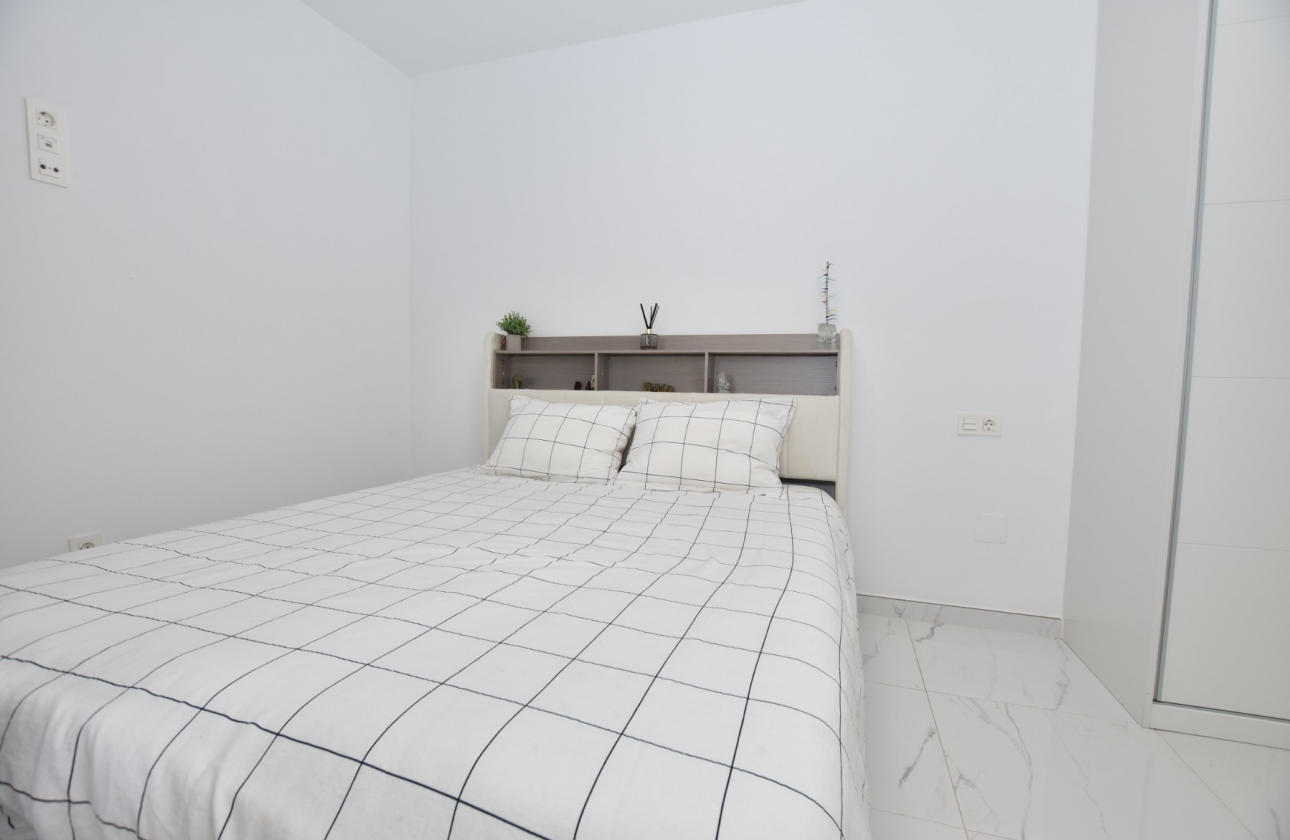 Reventa - Villa - Los Montesinos