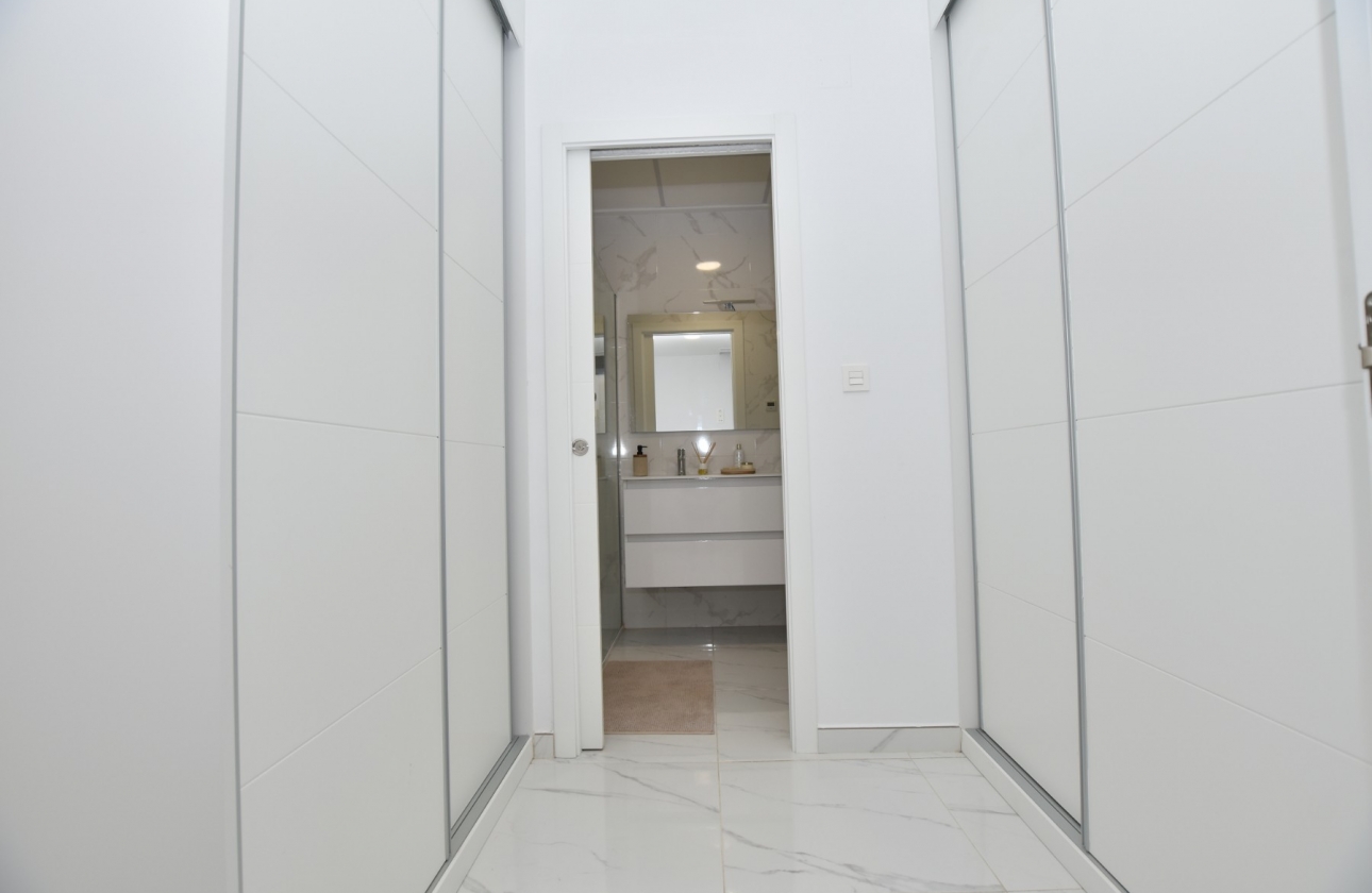 Reventa - Villa - Los Montesinos