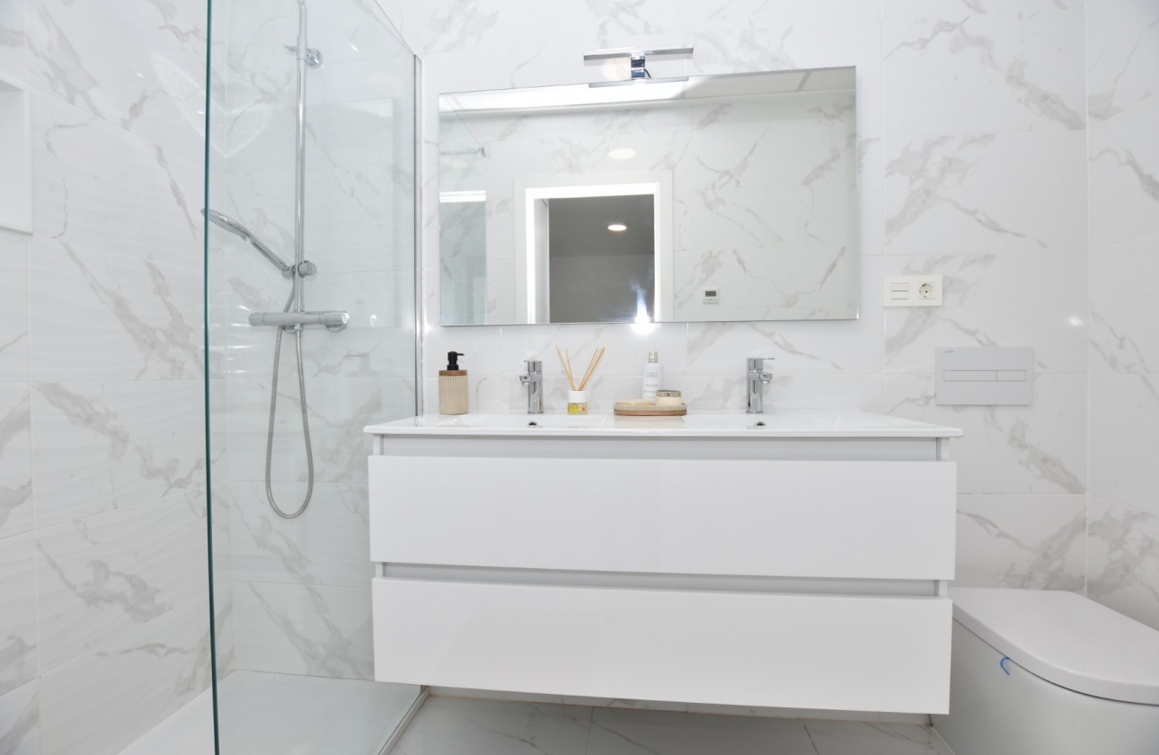 Reventa - Villa - Los Montesinos