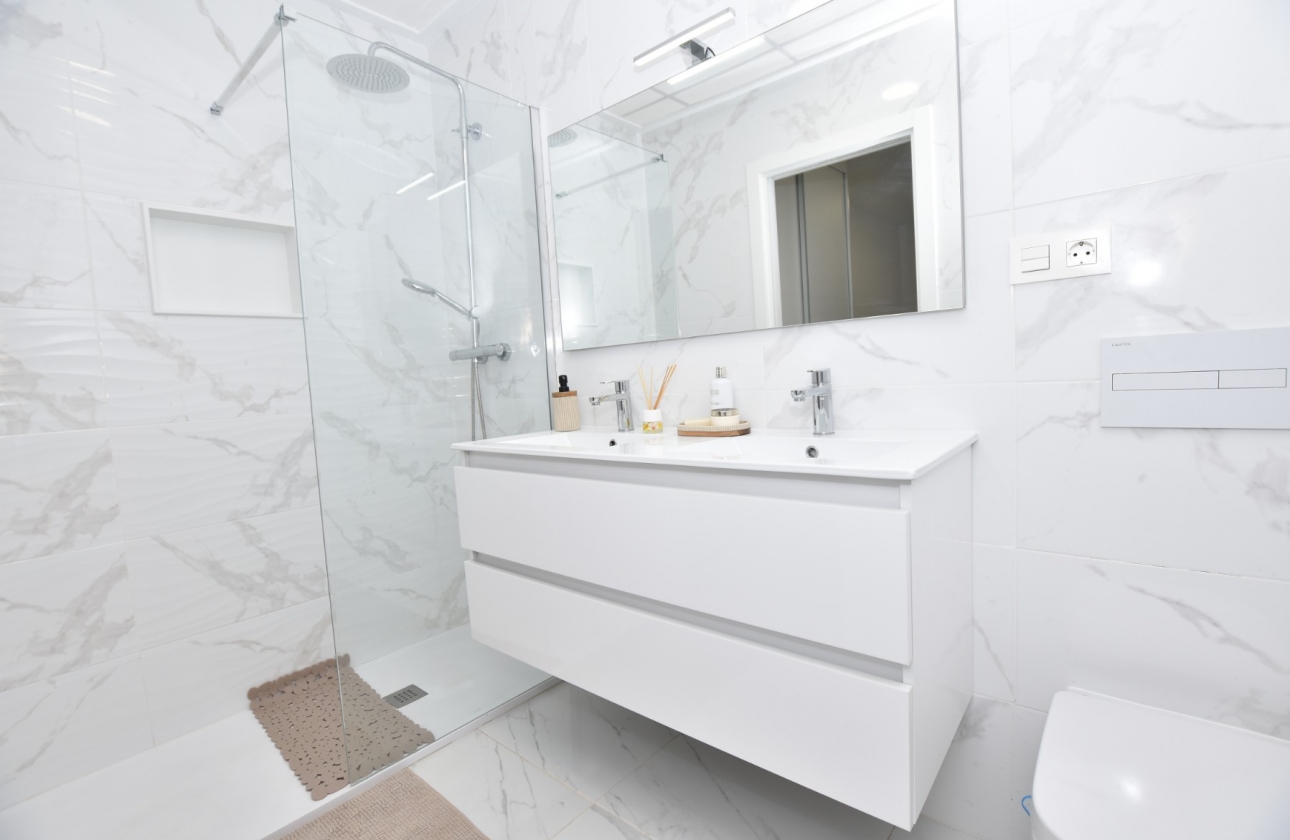 Reventa - Villa - Los Montesinos