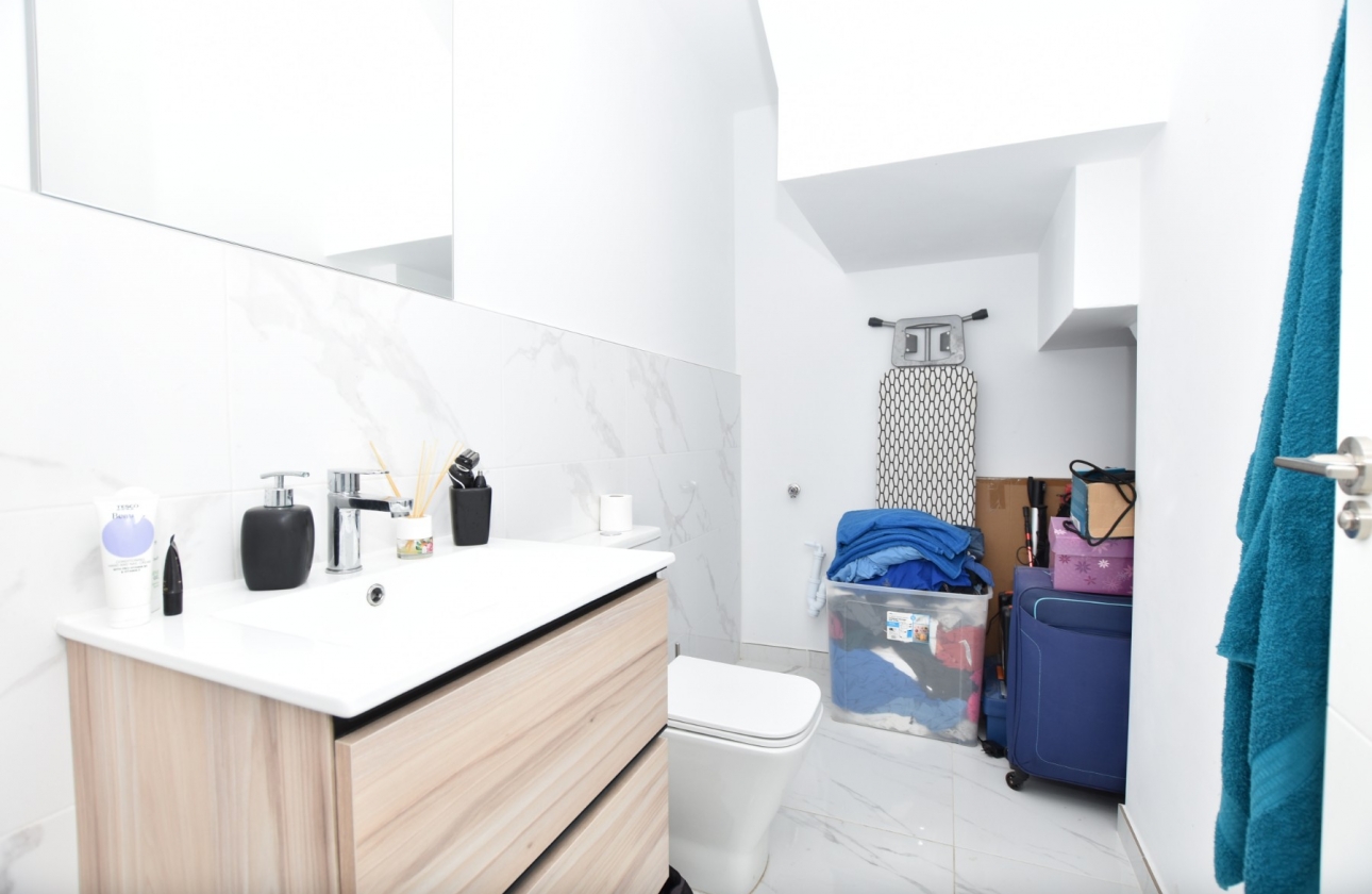 Reventa - Villa - Los Montesinos