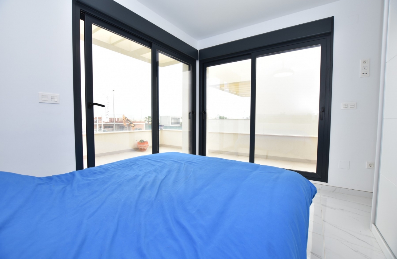 Reventa - Villa - Los Montesinos