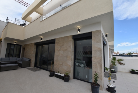 Reventa - Villa - Los Montesinos