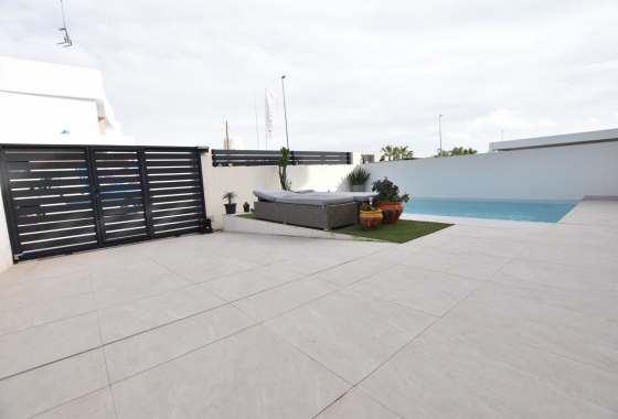 Reventa - Villa - Los Montesinos