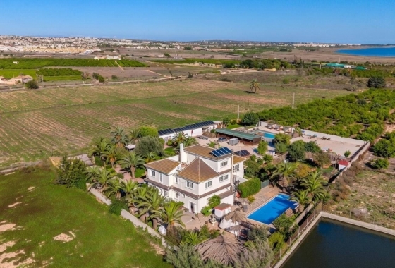 Revente - Finca / Country Property - Los Montesinos