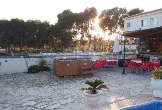 Reventa - Villa - Torrevieja - Los Balcones