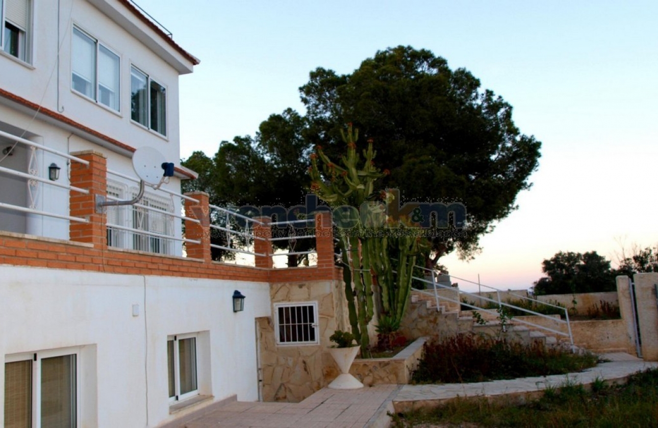 Reventa - Villa - Torrevieja - Los Balcones