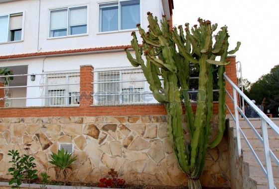 Reventa - Villa - Torrevieja - Los Balcones