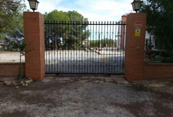 Reventa - Villa - Torrevieja - Los Balcones