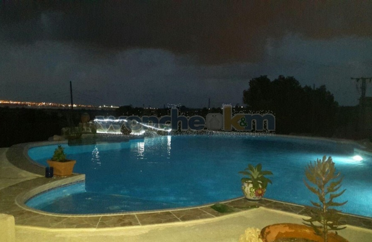 Reventa - Villa - Torrevieja - Los Balcones