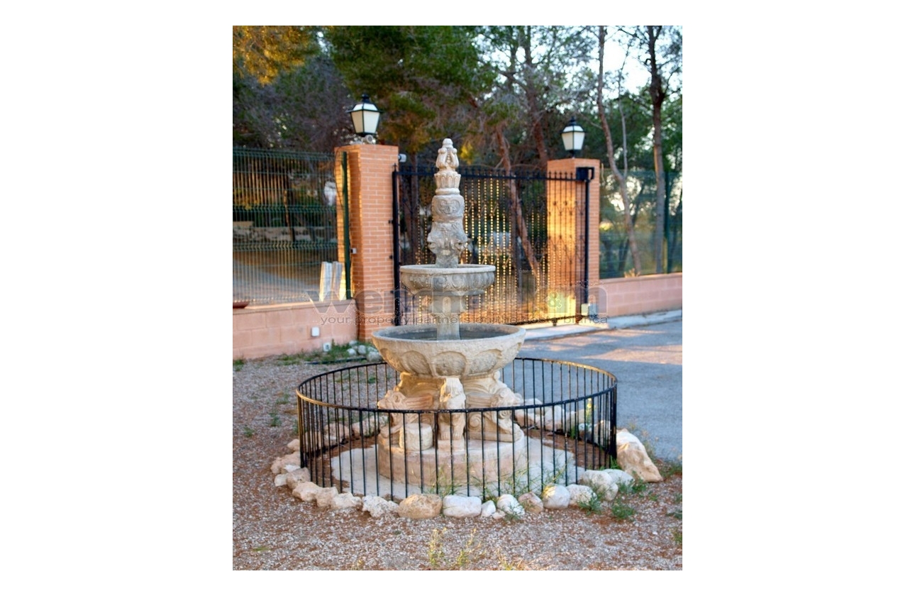 Reventa - Villa - Torrevieja - Los Balcones