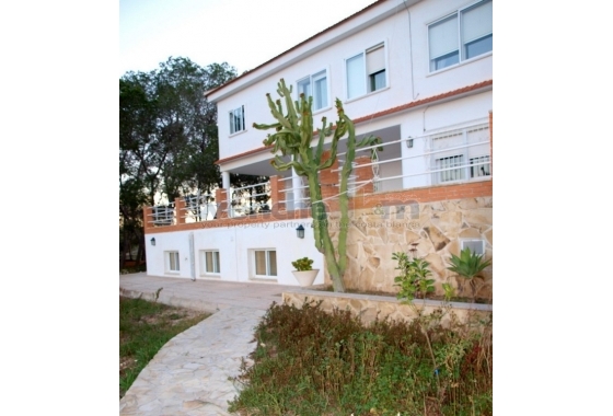 Reventa - Villa - Torrevieja - Los Balcones