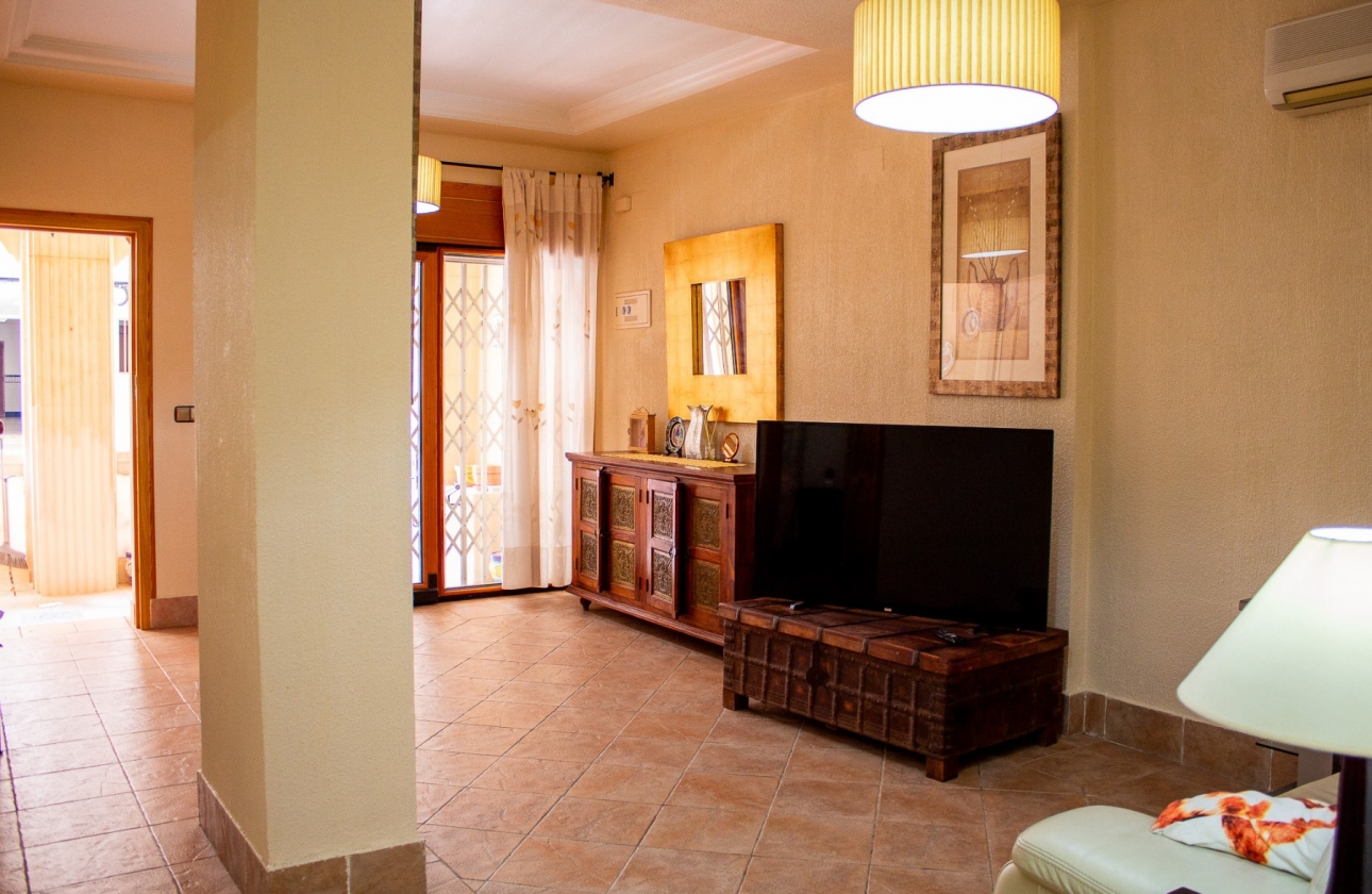 Resale - Apartment / flat - Guardamar del Segura