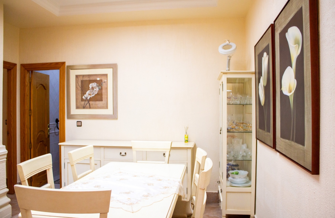 Resale - Apartment / flat - Guardamar del Segura