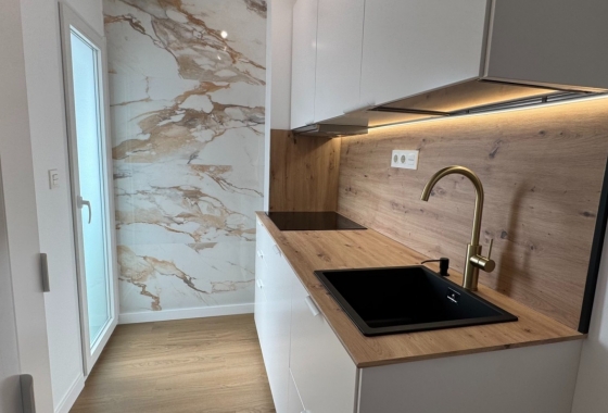 Wiederverkauf - Wohnung - Orihuela Costa - Punta Prima