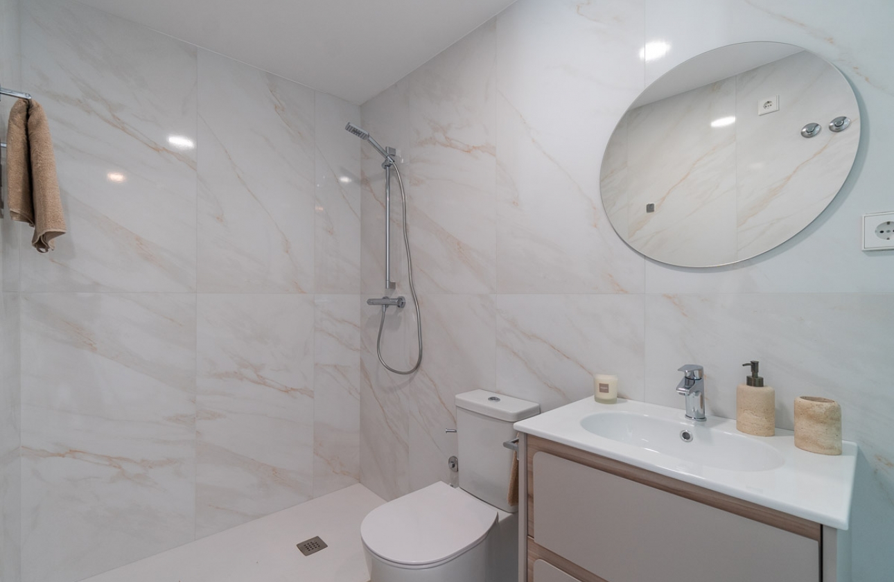 Neue Gebäude - Wohnung - Playa Flamenca