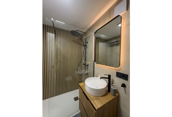 Reventa - Apartamento / piso - Torrevieja