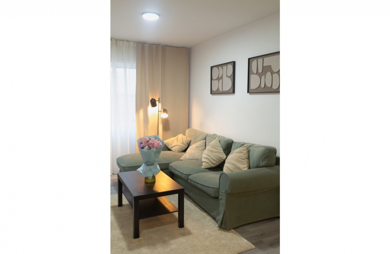 Reventa - Apartamento / piso - Torrevieja