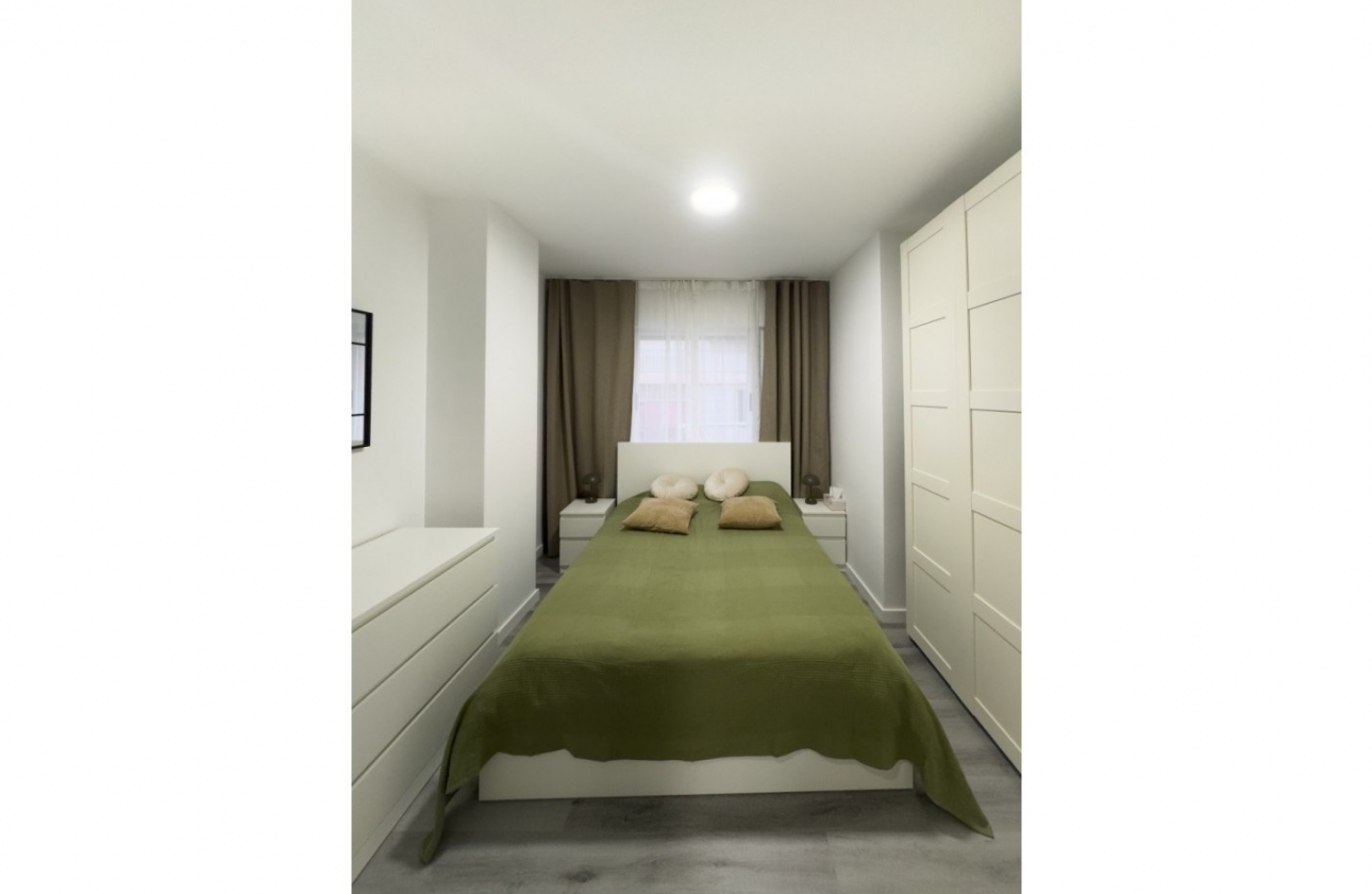 Reventa - Apartamento / piso - Torrevieja