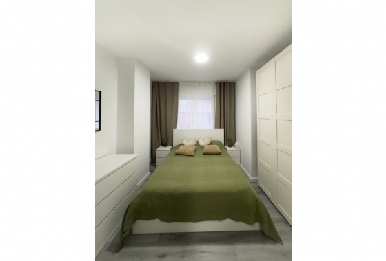 Reventa - Apartamento / piso - Torrevieja