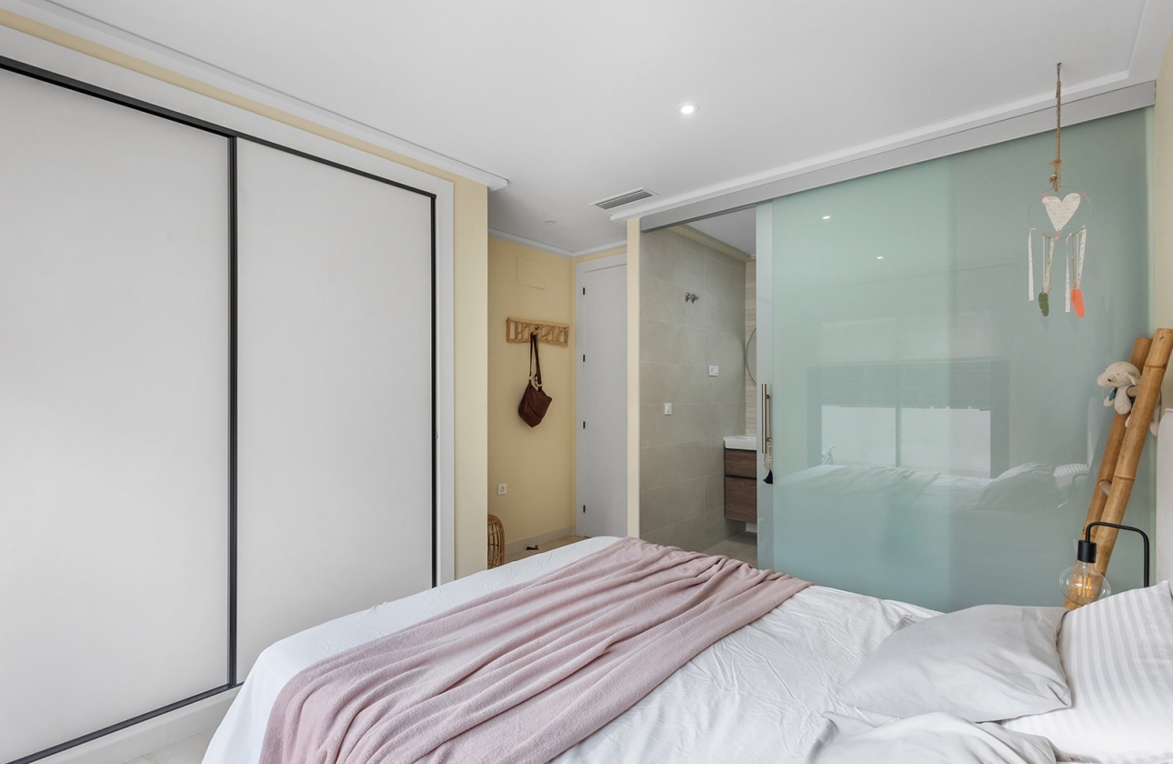 Revente - Appartement - Torrevieja - La Mata