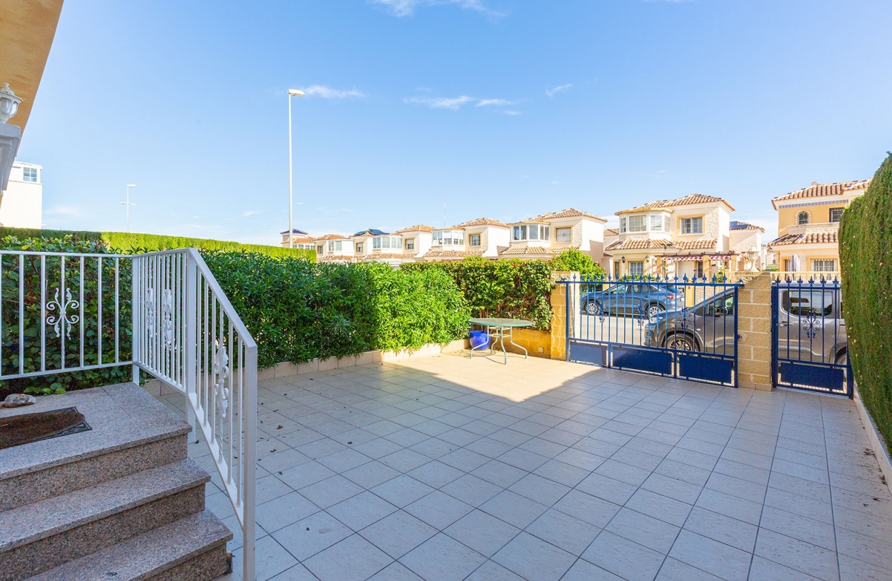 Resale - Villa - Guardamar del Segura - El Raso