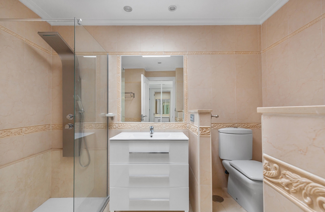 Resale - Villa - Guardamar del Segura - El Raso