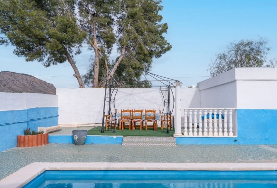 Revente - Villa - Hondón de las Nieves