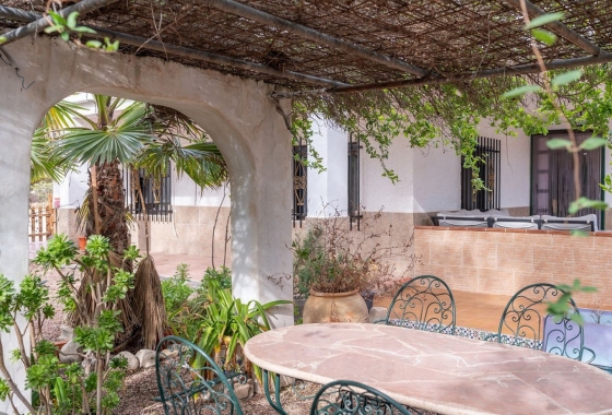 Revente - Villa - Hondón de las Nieves