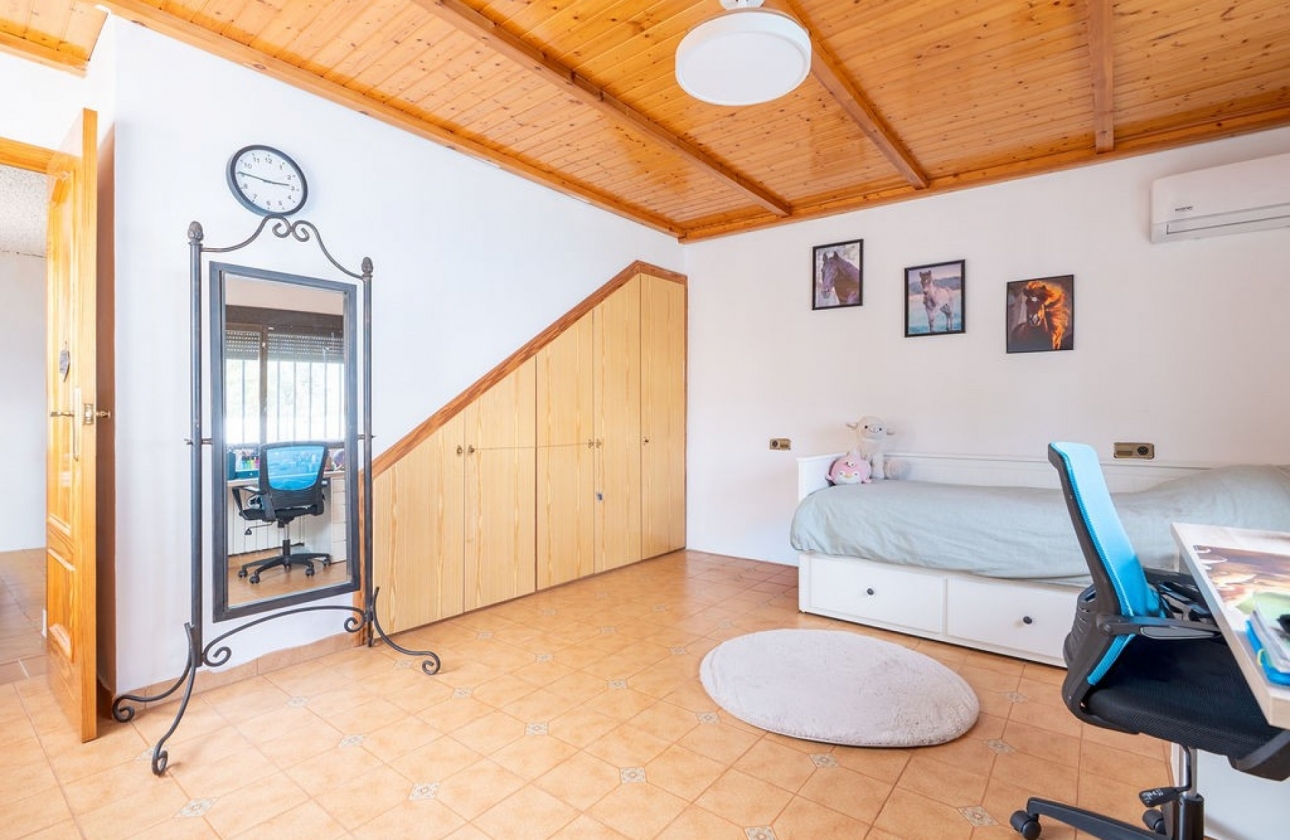 Revente - Villa - Hondón de las Nieves