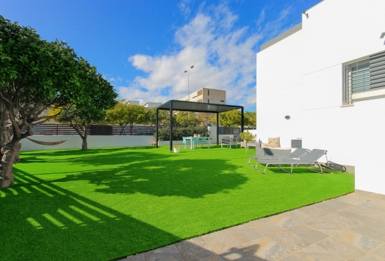 Reventa - Casa - Torrevieja - Aguas Nuevas