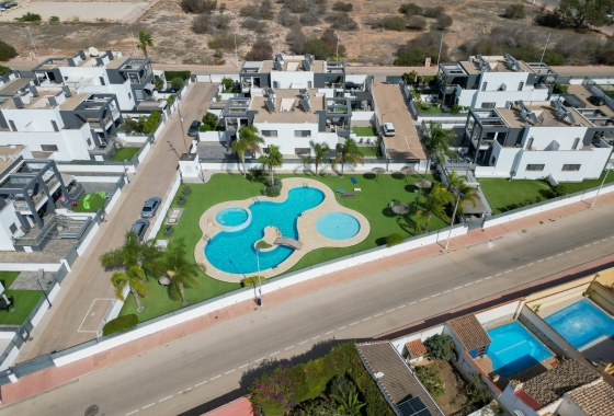 Reventa - Casa - Torrevieja - Aguas Nuevas