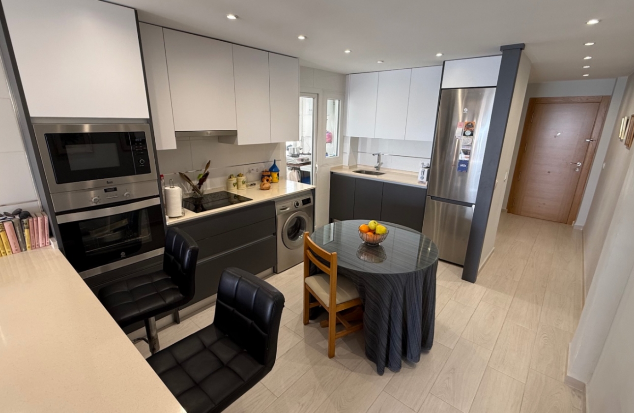 Reventa - Apartamento / piso - Torrevieja - Costa Blanca