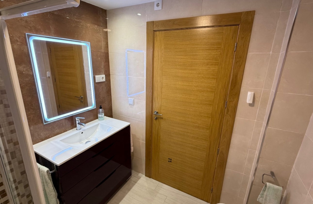 Reventa - Apartamento / piso - Torrevieja - Costa Blanca