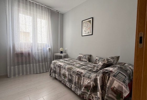 Reventa - Apartamento / piso - Torrevieja - Costa Blanca