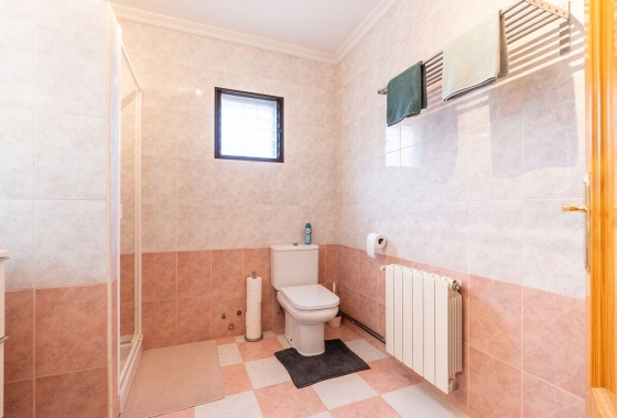 Herverkoop - Villa - Hondón de las Nieves