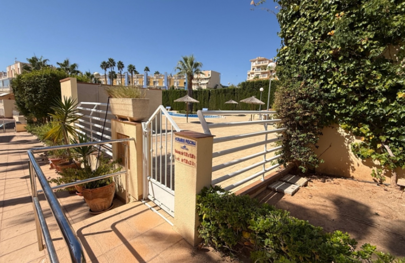 Resale - Apartment / flat - Orihuela Costa - Costa Blanca