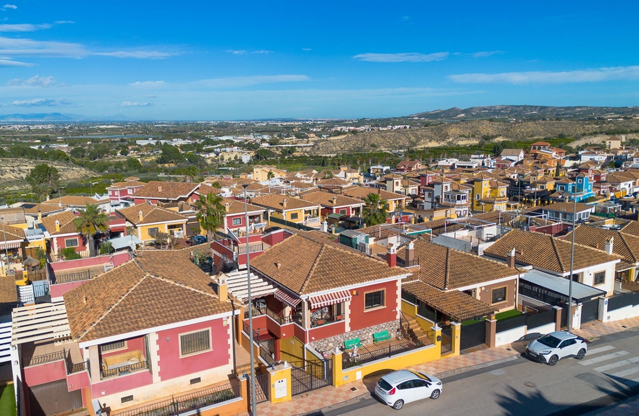 Resale - Villa - Bigastro