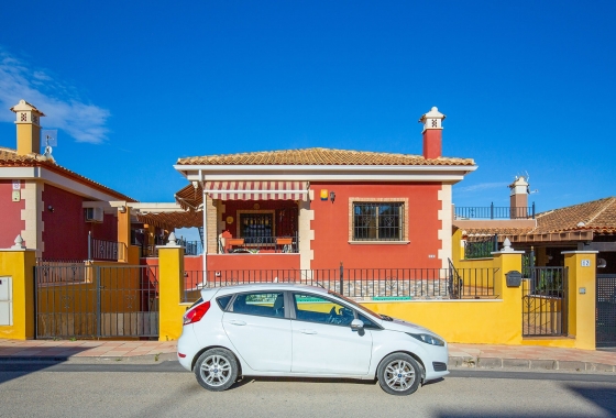 Resale - Villa - Bigastro