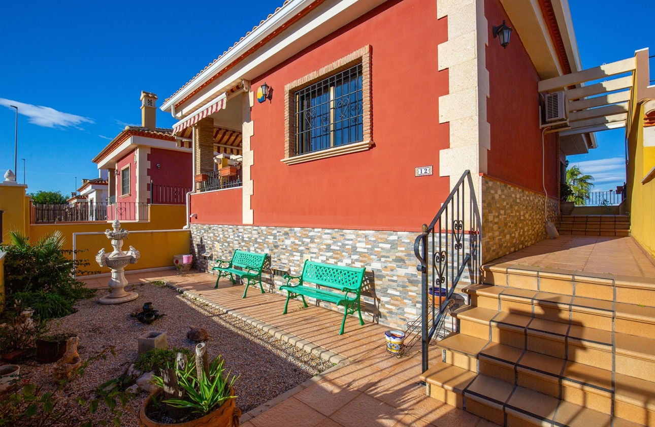 Resale - Villa - Bigastro